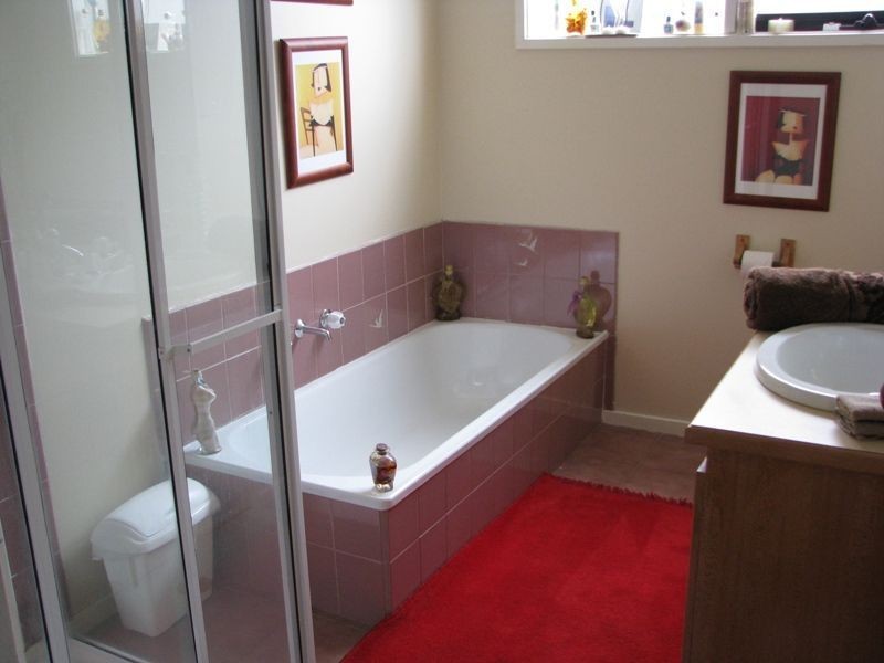 77 Bruce Road, Mount Martha VIC 3934