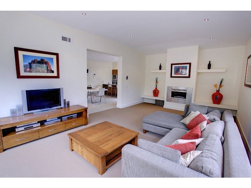 14 Shanns Avenue, Mount Martha VIC 3934