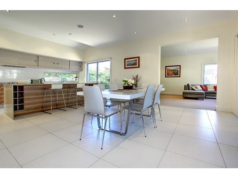 14 Shanns Avenue, Mount Martha VIC 3934