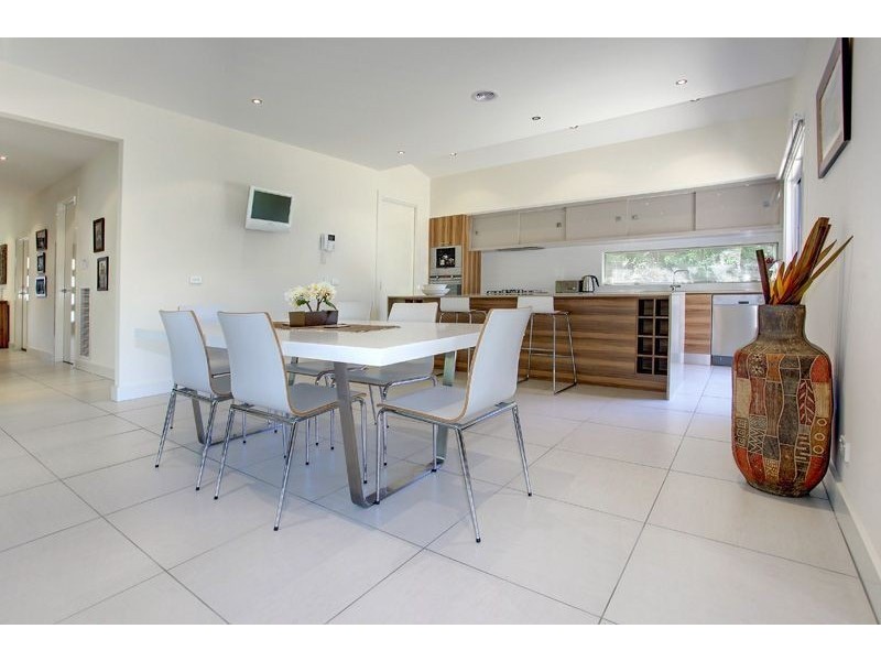 14 Shanns Avenue, Mount Martha VIC 3934