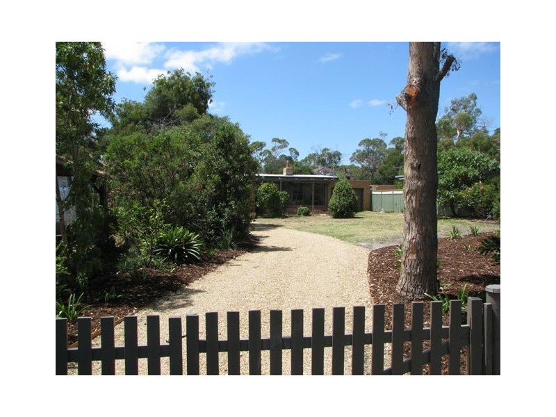 13 Alexandrina Road, Mount Martha VIC 3934