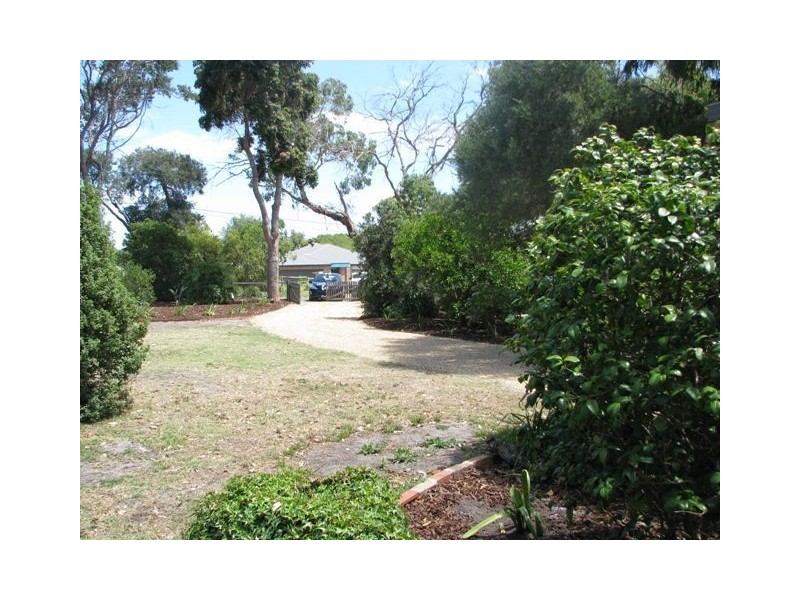 13 Alexandrina Road, Mount Martha VIC 3934