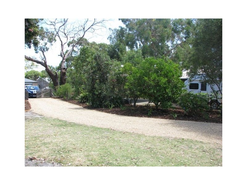 13 Alexandrina Road, Mount Martha VIC 3934