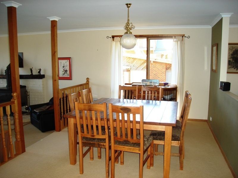 8 Asquith Avenue, Mount Martha VIC 3934