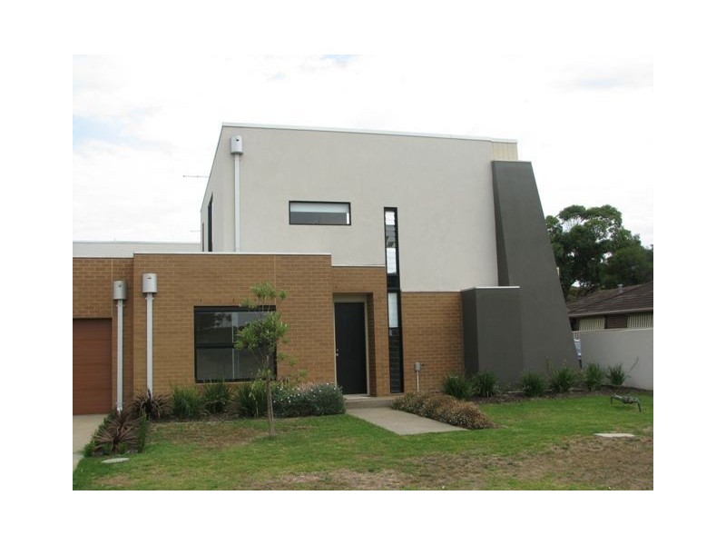 2/259 Dromana Prd, Safety Beach VIC 3936