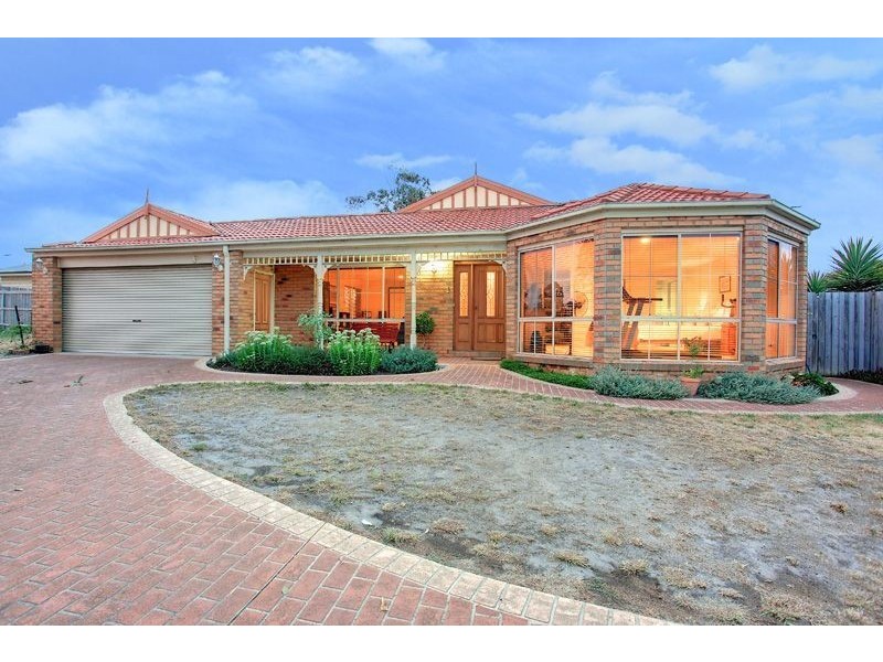 15 Beldarry Court, Mount Martha VIC 3934