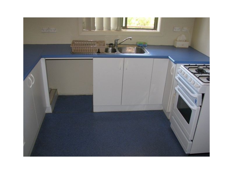 33 Knott Street, Safety Beach VIC 3936