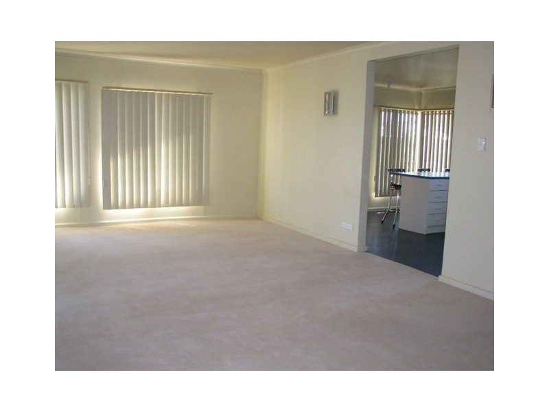 33 Knott Street, Safety Beach VIC 3936