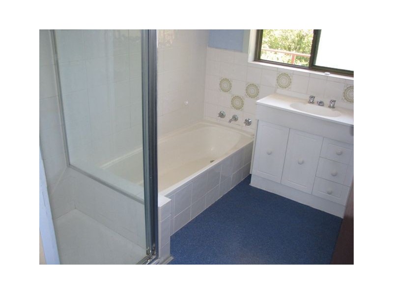 33 Knott Street, Safety Beach VIC 3936