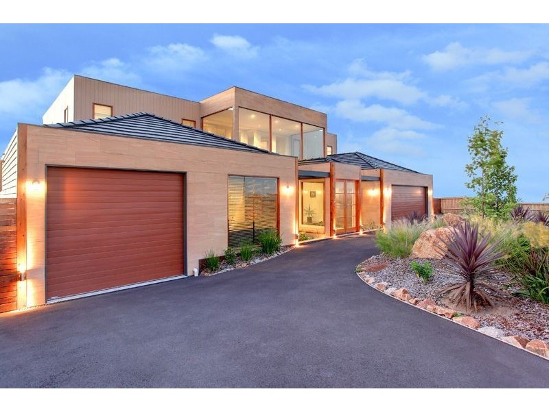 7 Sunhill Road, Mount Martha VIC 3934