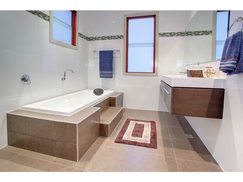 7 Sunhill Road, Mount Martha VIC 3934