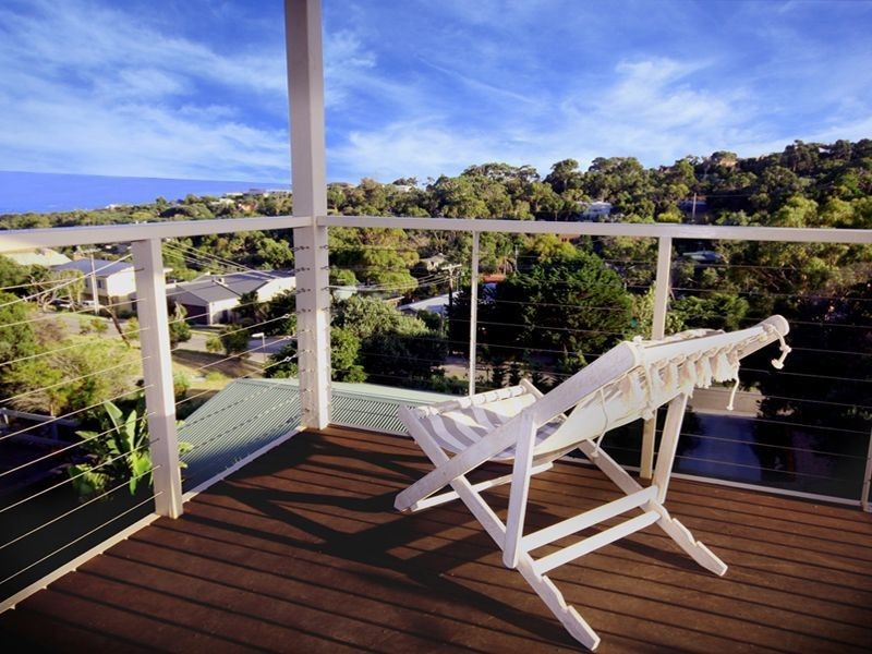 12 Asquith Avenue, Mount Martha VIC 3934