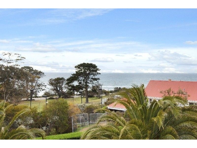 11 Elmie Terrace, Mount Martha VIC 3934