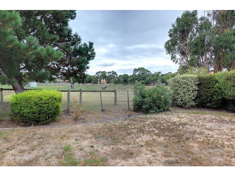11 Baystone Court, Mount Martha VIC 3934