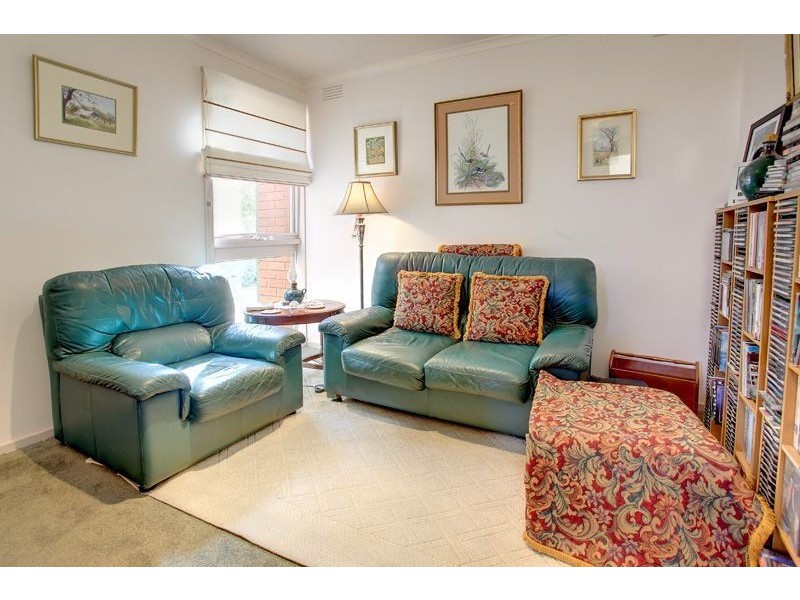 37 Yarrabin Drive, Mount Martha VIC 3934