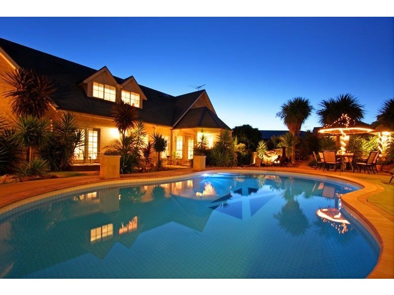 4 Marilla Close, Mount Eliza VIC 3930