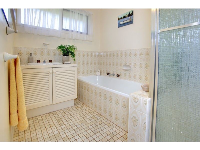 6 Indura Street, Mount Martha VIC 3934