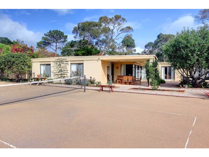 7 Irvine Avenue, Mount Martha VIC 3934