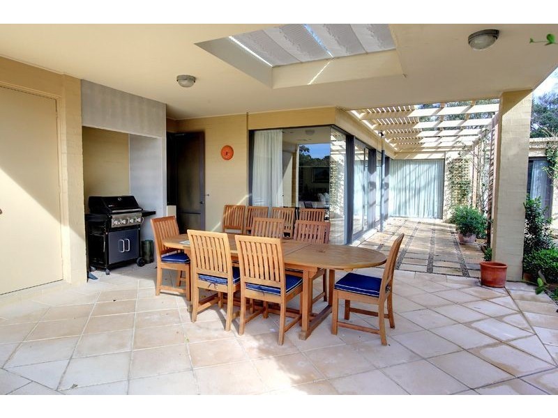 7 Irvine Avenue, Mount Martha VIC 3934