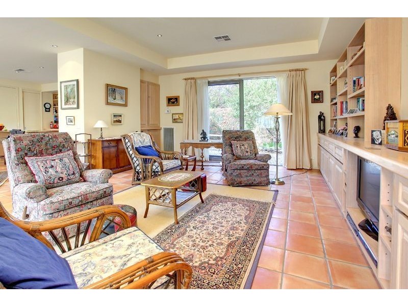 7 Irvine Avenue, Mount Martha VIC 3934