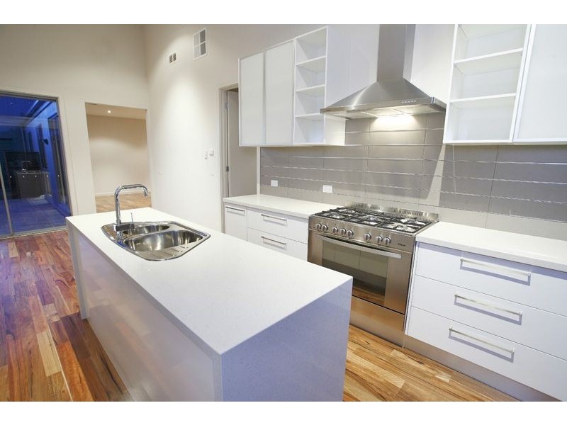 1/34 Dava Drive, Mornington VIC 3931