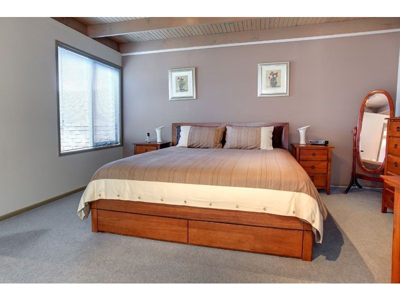 5 Temple Court, Mount Martha VIC 3934