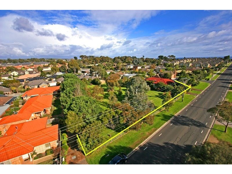 26-28 Bentons Road, Mount Martha VIC 3934