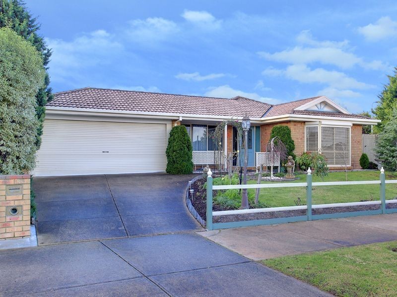 11 Veda Avenue, Mount Martha VIC 3934