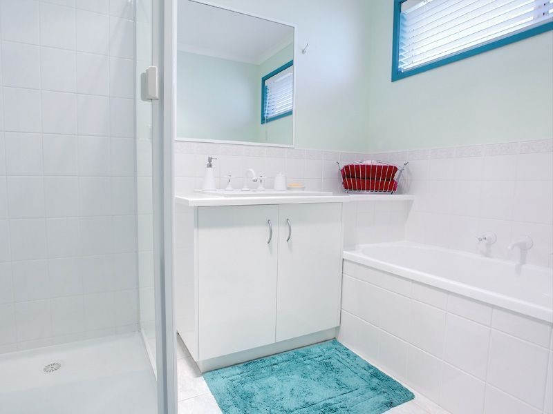 11 Veda Avenue, Mount Martha VIC 3934