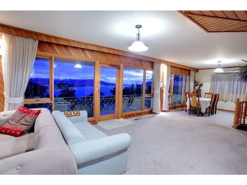 100 Bradford Road, Mount Martha VIC 3934