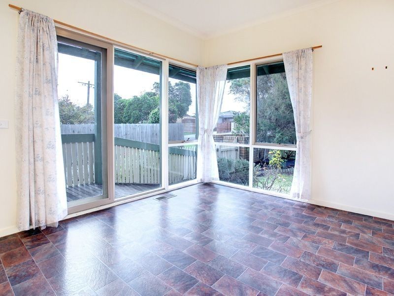 1/6 Beach Grove, Mornington VIC 3931