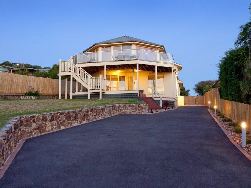 34 Mount Martha Road, Mount Martha VIC 3934