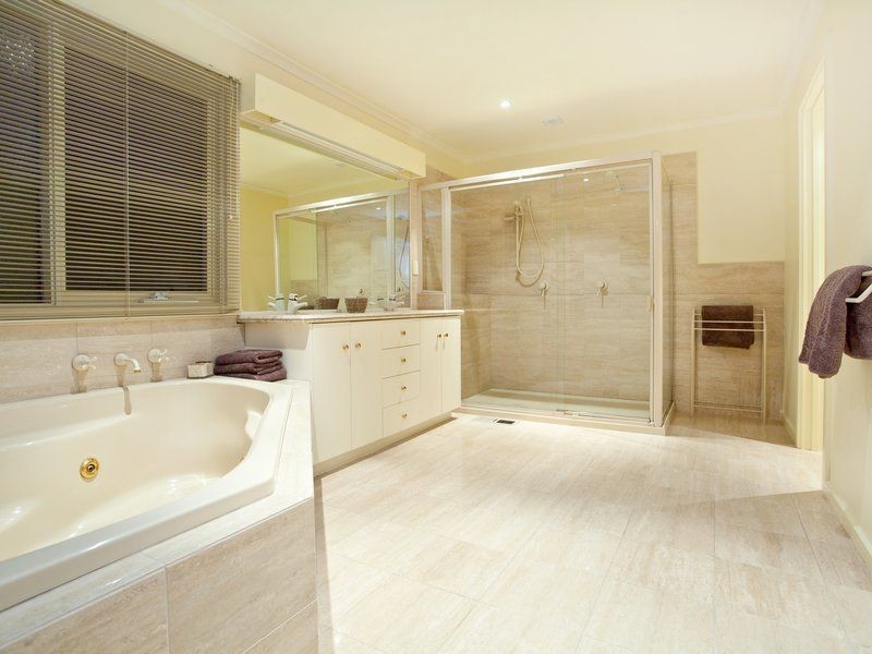 34 Mount Martha Road, Mount Martha VIC 3934