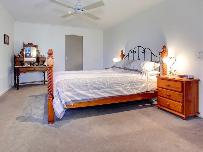 11 Sinclair Court, Mount Martha VIC 3934