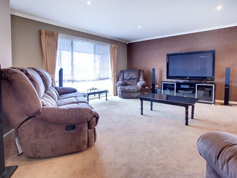 10 Helen Street, Mount Martha VIC 3934