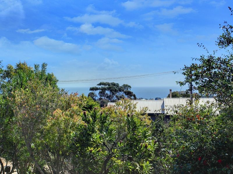 8 Gray Street, Mount Martha VIC 3934