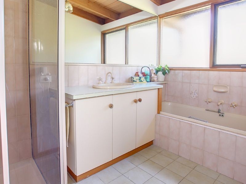 8 Gray Street, Mount Martha VIC 3934