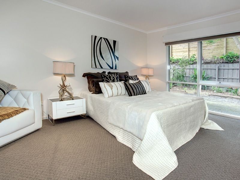 35 Yarrabin Drive, Mount Martha VIC 3934