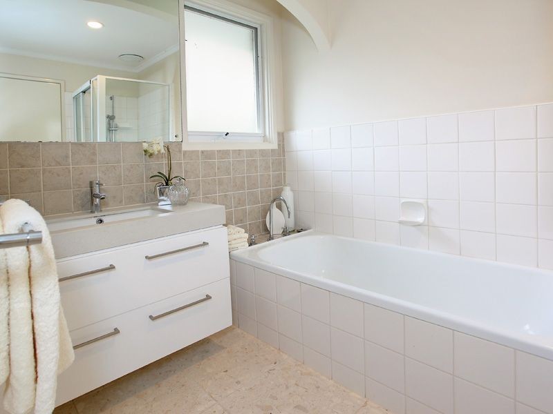 35 Yarrabin Drive, Mount Martha VIC 3934