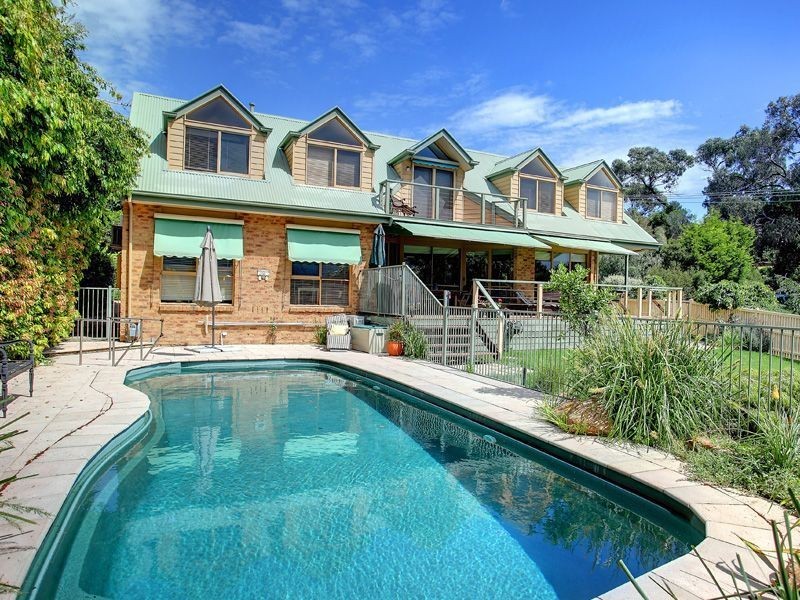 2 Hilton Court, Mount Martha VIC 3934