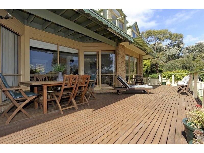 2 Hilton Court, Mount Martha VIC 3934