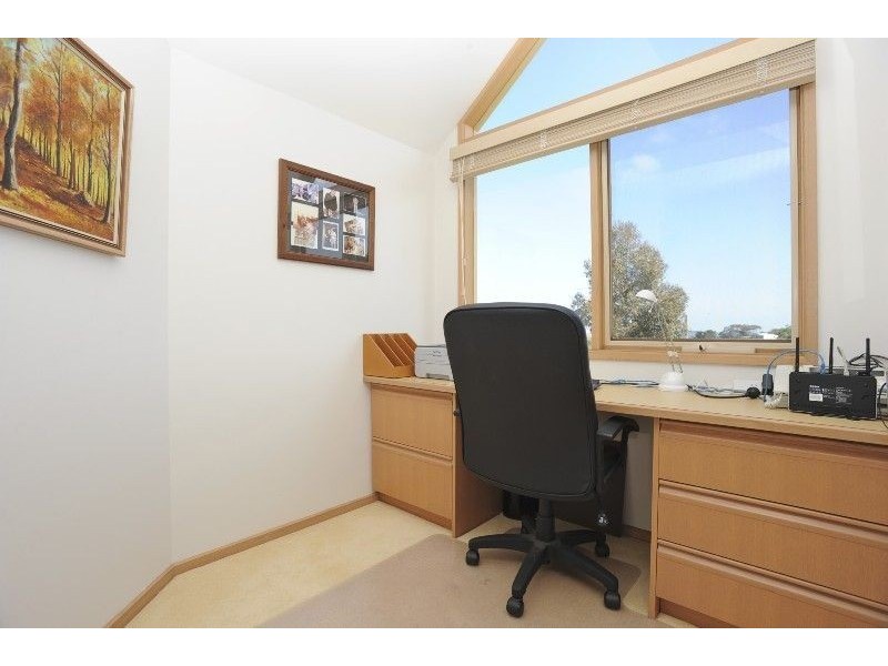 2 Hilton Court, Mount Martha VIC 3934