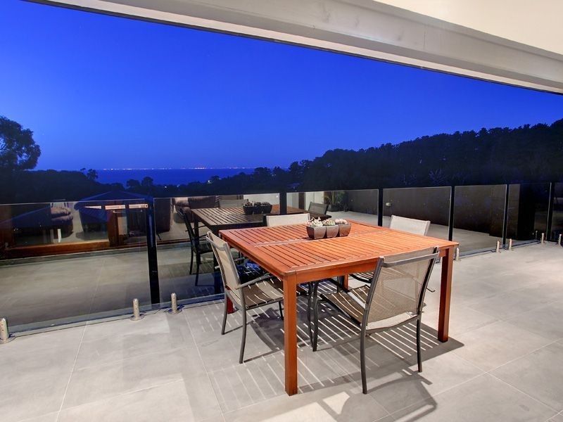 12 Clearwater Close, Mount Martha VIC 3934