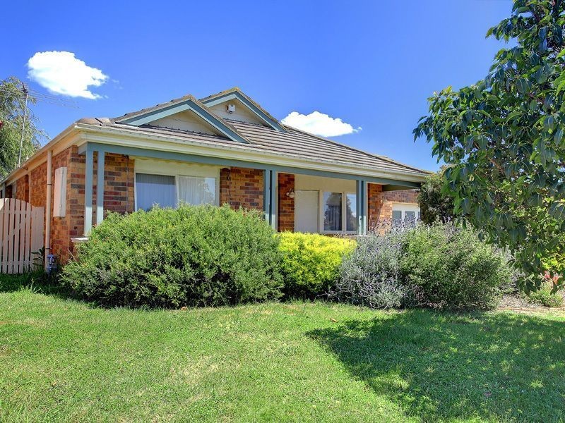 4 Erica Court, Mount Martha VIC 3934