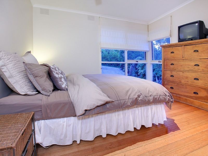 5 McLeod Road, Mount Martha VIC 3934