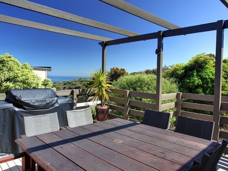 5 McLeod Road, Mount Martha VIC 3934