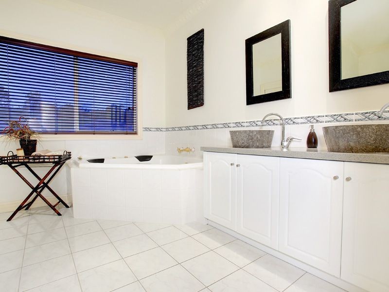 35 Churchill Road, Mount Martha VIC 3934