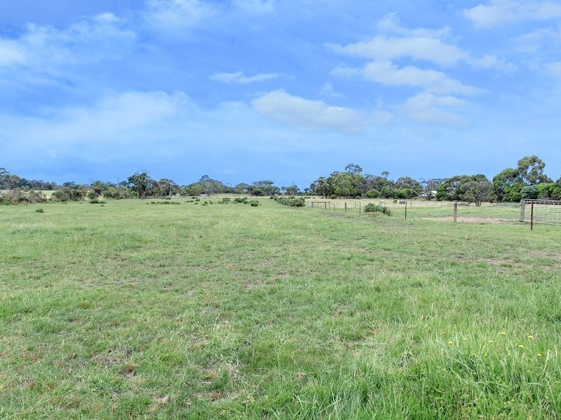 60 Males Road, Moorooduc VIC 3933