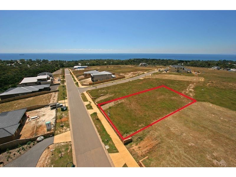 28 Waterview Drive, Mount Martha VIC 3934