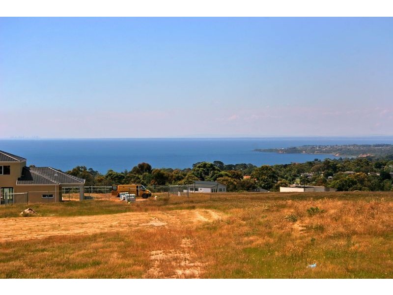 28 Waterview Drive, Mount Martha VIC 3934